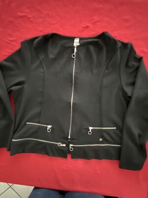 Modische TREDY Jacke mit Reißverschlüssen Gr44