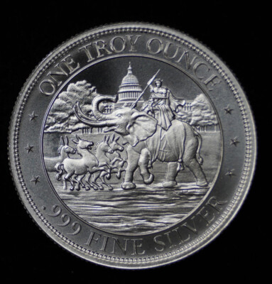 Great MAGA King Donald Trump 1oz 999 FINE Silver art bar round