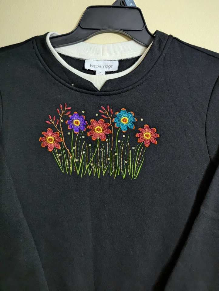 Sudadera floral Breckenridge para mujer talla mediana Foto 2 de 4