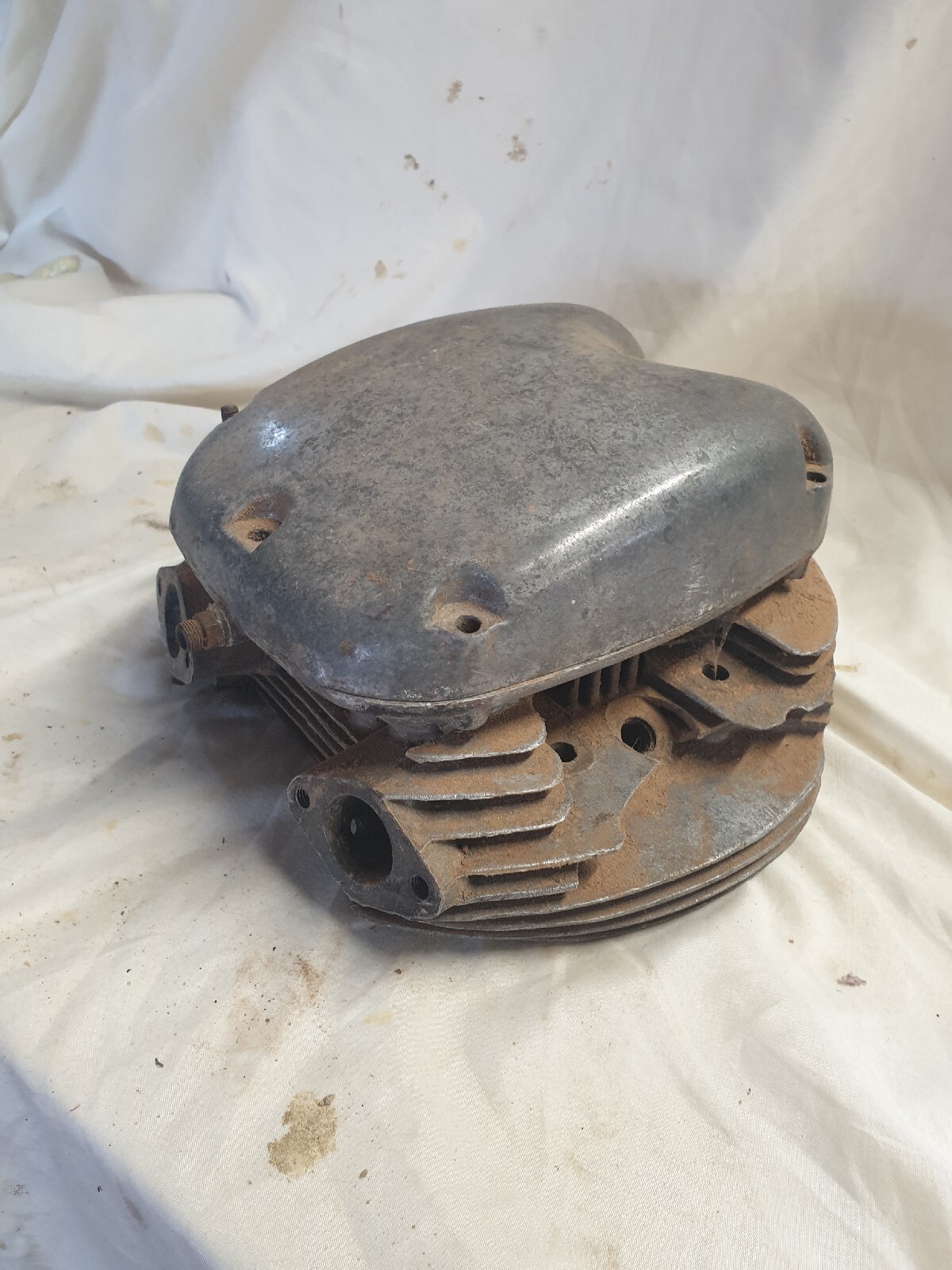 BSA A65 Engine Cylinder Head, Rocket cover & 3 Valves eBay