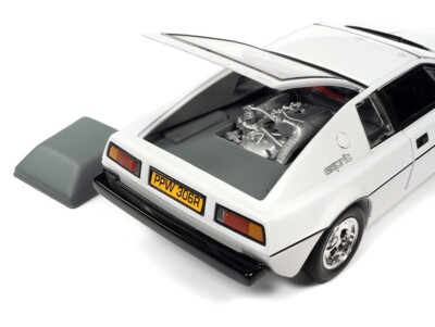 AUTOWORLD AWSS132 1:18 1971 LOTUS ESPRINT SERIES THE SPY WHO LOVED