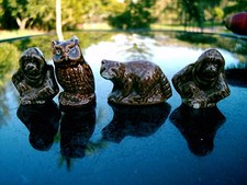 WADE PORCELAIN LOT OF 4  MADE IN ENGLAND GOLD  1..75 " LITTLE  CHIPS 