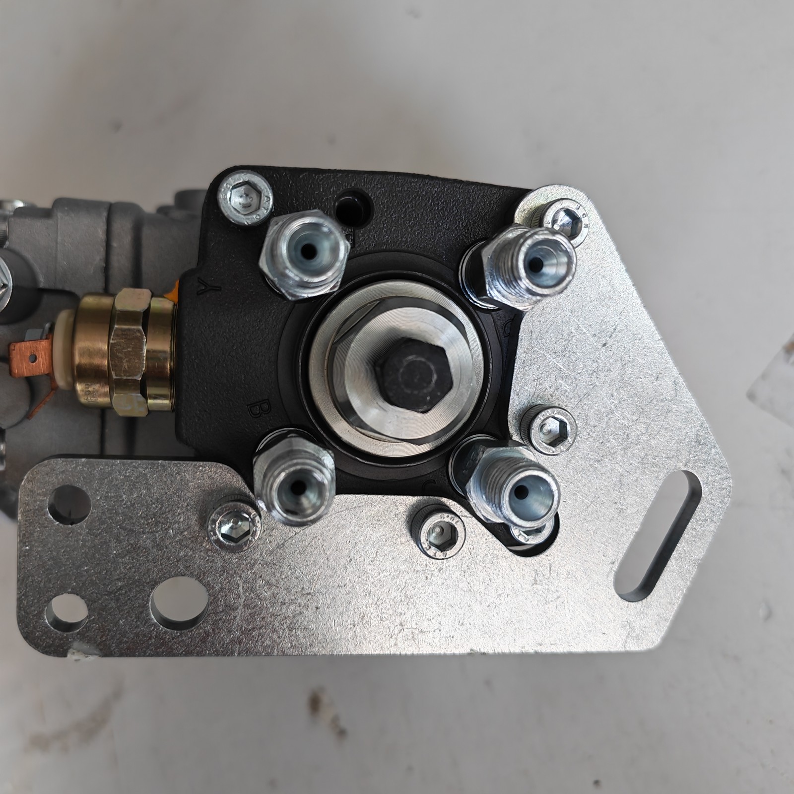 New 3977353 0460424378 Bosch Fuel Injection Pump Fit For Cummins Engine 4BT 3.9L thumbnail 14