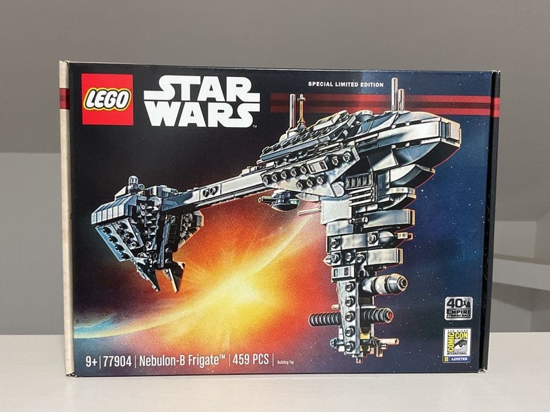 LEGO Star Wars 77904 Nebulon Frigate Comic Con Exclusive