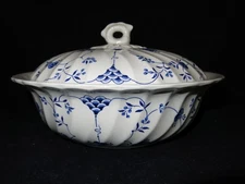 MYOTT FINLANDIA COVERED CASSEROLE VEGETABLE DISH BOWL WITH LID ENGLAND