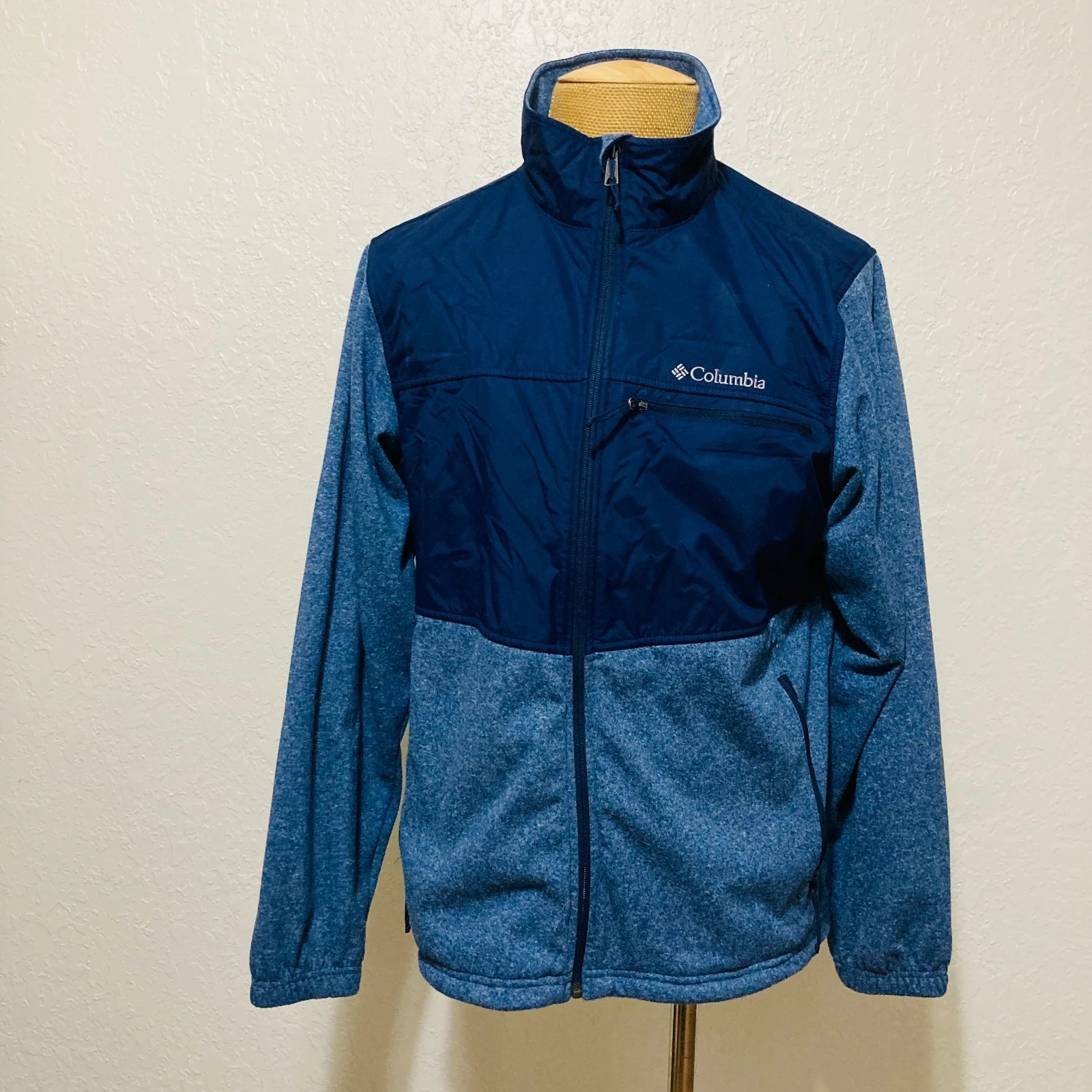 Columbia Jacket Mens Size Large 2-Tone Blue Full Zipper Front Pockets Softshell
