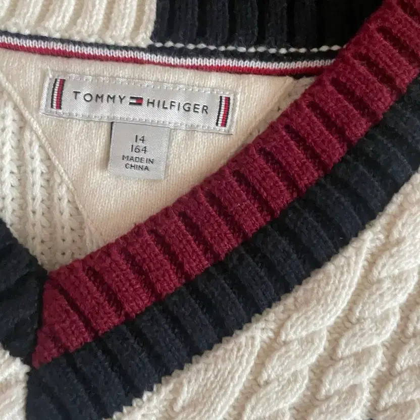 Tommy Hilfiger Cable Knit Ivory Sweater Casual Women thumbnail 2