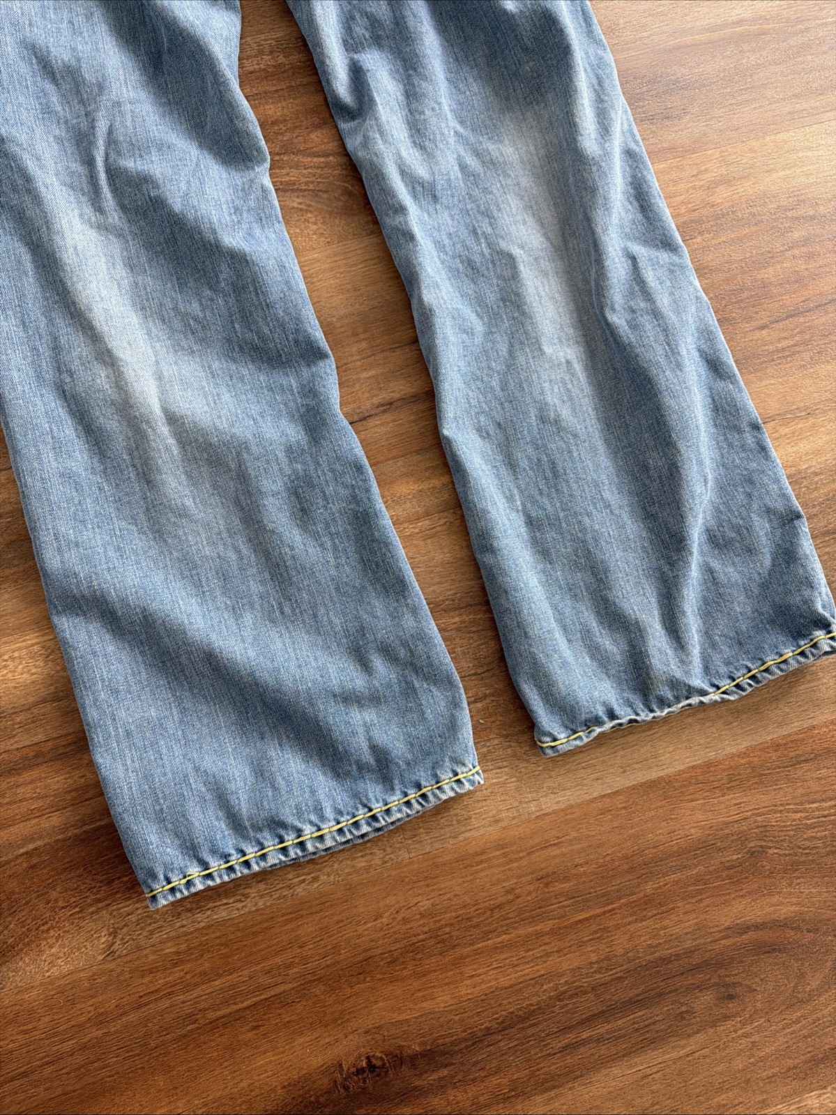 True Religion Ricky Super T Jeans Mens 38 Blue Denim Yellow Stitch Vintage Y2K image 6