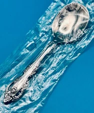 NEW Oneida Brahms BABY Spoon 4 3/8" Kids Child Stainless Flatware Community