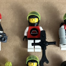 Lego 6704 Space Minifigure Pack Complete Set Vintage Supplemental