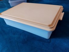 Vintage Tupperware Sheet Cake Saver Cupcake Carrier Harvest Gold Yellow 10x13x3"