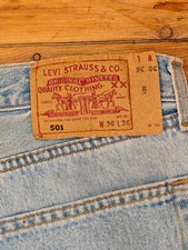 Jeans Levi’s 501 Vintage 90s W38/L32 - Couleur bleu – Coupe Droite Classique