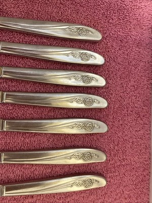 Oneida Custom Roseanne Stainless Steel Flatware 