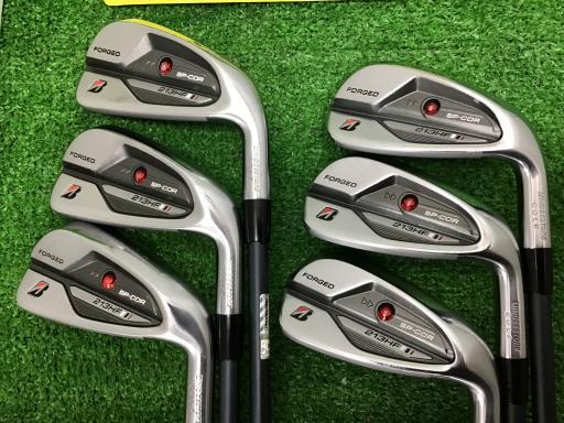 Bridgestone 213HF 7S Iron Set Regular Right-Handed Diamana Bridgestone 213HF 7S Iron Set Regular Right-Handed Diamana