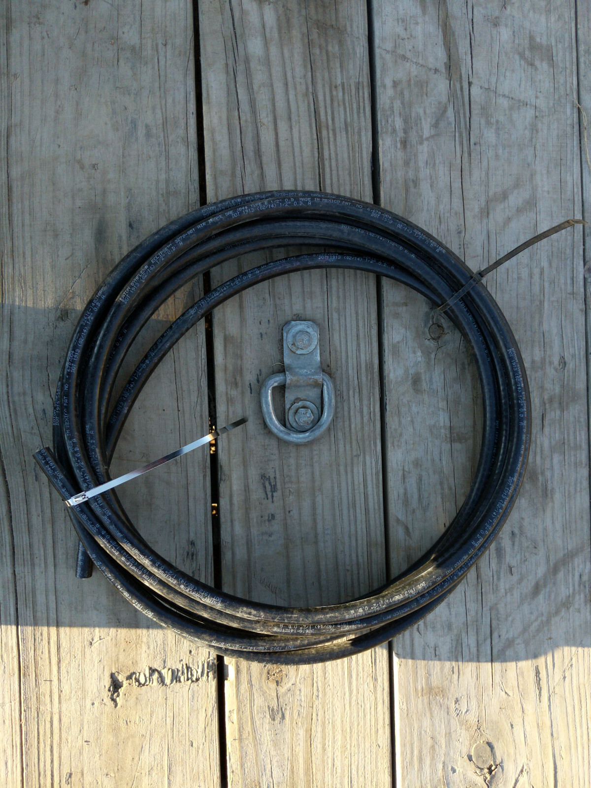 Air Brake Hose J844 Type B 3/8" OD Eaton SYNFLEX Eclipse 3270061 40ft