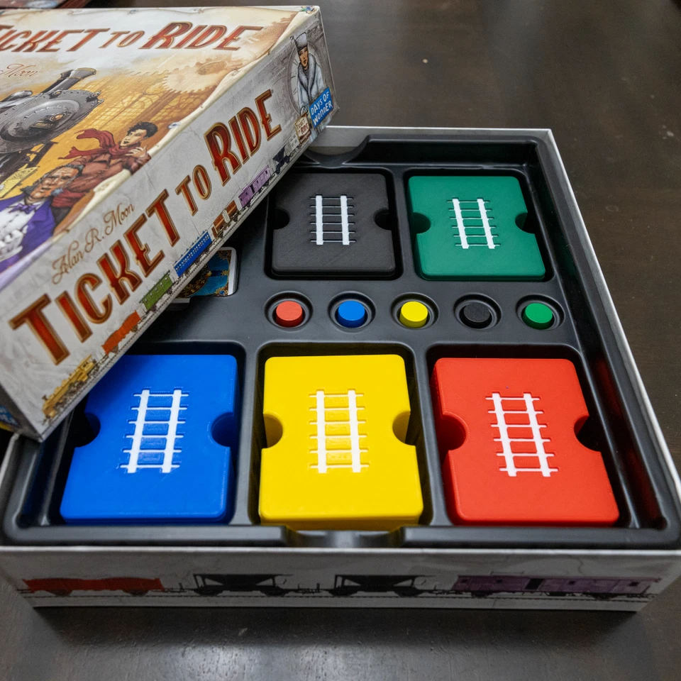 Organizador magnético para tarjetas de tren y ruta Ticket To Ride - ¡Cabe en caja original! Foto 2 de 4