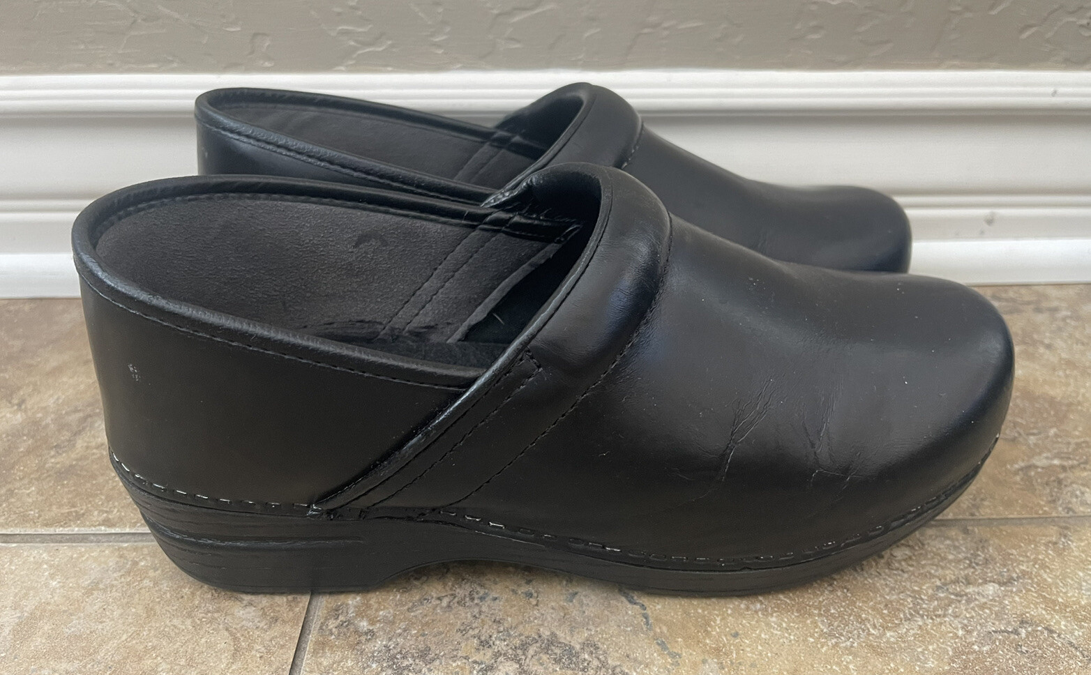 Dansko Classic Black Leather Clogs for Women Nurses Size 41 US 10-10.5-image