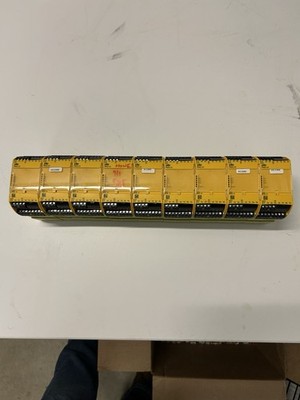 Pilz PNOZ S11 751110 Safety Relay 24VDC 8n/O 1n/C - MULTIPLE AVAILABLE