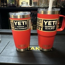 Vaso YETI Rambler 20oz con tapa deslizante magnética y taza Rambler 25oz rojo rescate