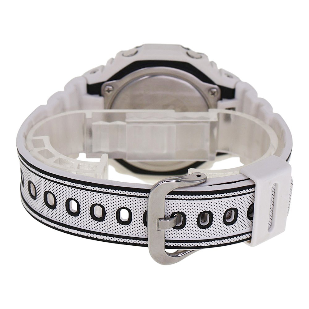 Casio GA-2100MNG-7AJR G-SHOCK 48.5mm Resin White Dial Quartz Box