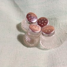 4 kleine Salzstreuer Pfefferstreuer 8 Löcher Ministreuer WMF Glas Cromargan?