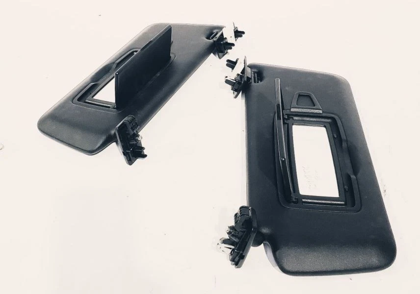 2018 2019 Mercedes-Benz GLA250 OEM Black Pair Sun Visor  - Image 4 of 4