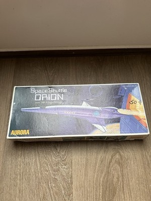 1975 Aurora Space Shuttle ORION From ''2001 A Space Odyssey  1/144 Scale Kit 252