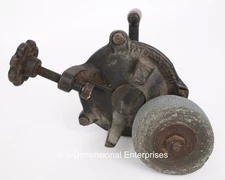 Antique Luther Line Model 4M Hand Crank Grinder PATD OCT 17 1911 Handle Works