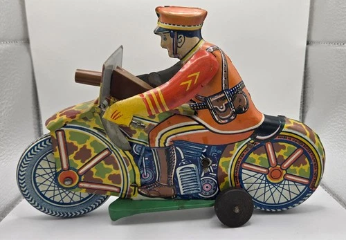 Vintage 1940's Marx Wind-Up Corporal Soldier on Armored Motorcycle - No Key