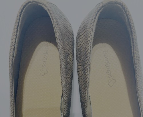 Baretraps CHAINEY Size 8.5 Women's Casuals Taupe Metallic Flats Comfort - Picture 8 of 9