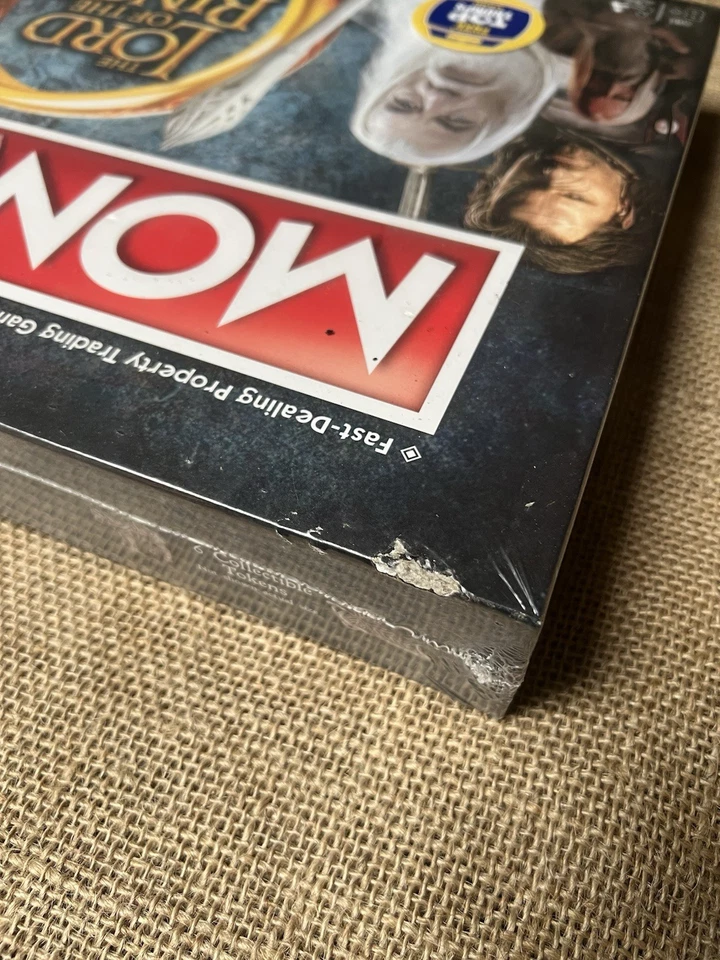 Monopoly The Lord of the Rings Trilogy Family Board Game (NEW BUT DAMAGED) - Image 4 of 4