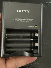 Original charger Sony BC-CS2A for type batteries Ni-MH AA  AAA Tested Work