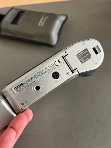 Digital-Kamera CASIO QV-300 - 90er Jahren Fotoapparat digi-Cam 2000 Point Shoot - Bild 8 von 9