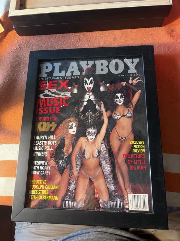 Playboy Magazine W/FRAME March 1999 Cover KISS KISS Girls Playmate