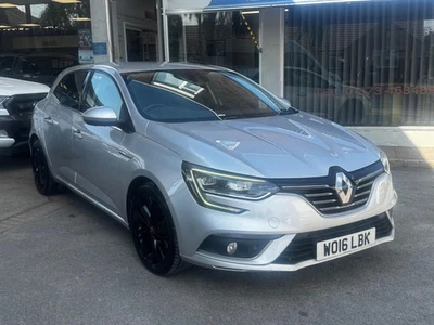 2016 Renault Megane 1.6 dCi Signature Nav Euro 6 (s/s) 5dr HATCHBACK Diesel Manu - Image 1 of 4