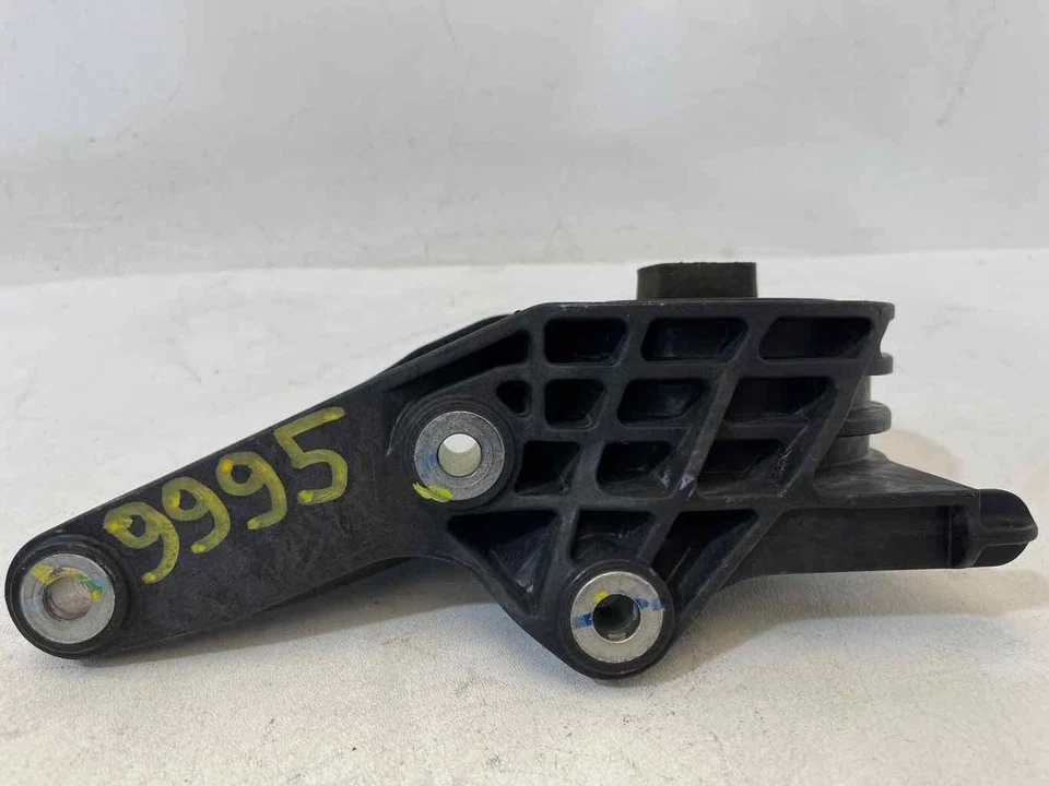 FITS 2018 - 2024 CADILLAC XT5 ACADIA BUICK BLAZER 3.6L Front Transmission Mount - Image 4 of 4