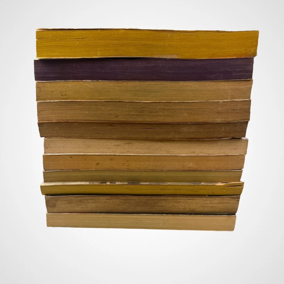 Lot of  11 CONAN Paperback Books. Vintage Fantasy Novels 60's-80's - Image 4 of 4