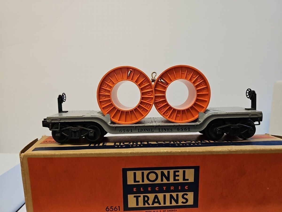 Sold at Auction: Mint unrun Lionel postwar 6561 cable reel car