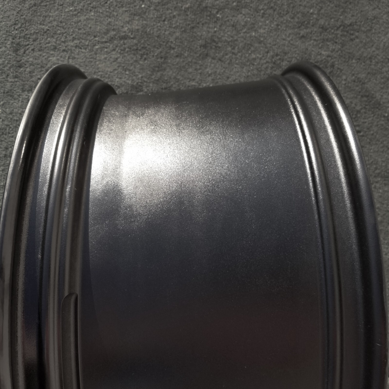 Black Factory Ferrari 458 Rear Wheel OEM 20 x 10.5 inch Satin Matte Sport 268642