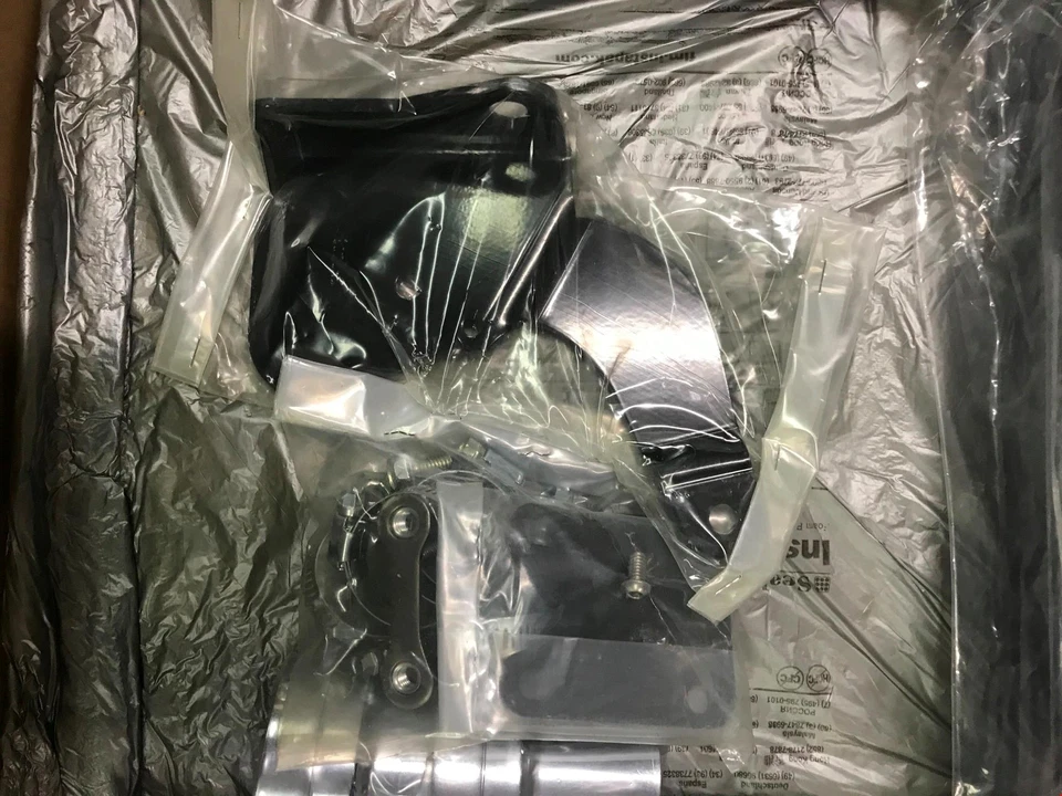 Tubos de escape personalizados calibre 50 Santee 2004-2006 Sportster Estados Unidos con protectores térmicos Foto 4 de 4