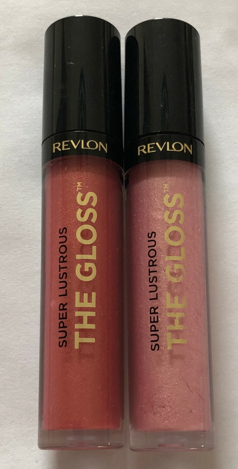 2 Revlon Super Lustrous - Глянцевый блеск для губ 246 Оттенков блеска и 203 оттенка нежности 2490₽