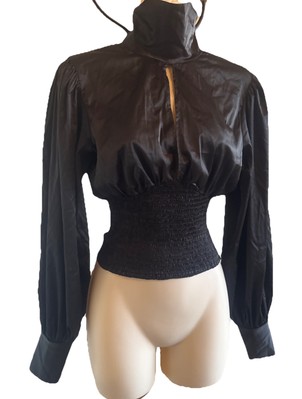 Lilyful Top Amanda Keyhole Top New Size Medium