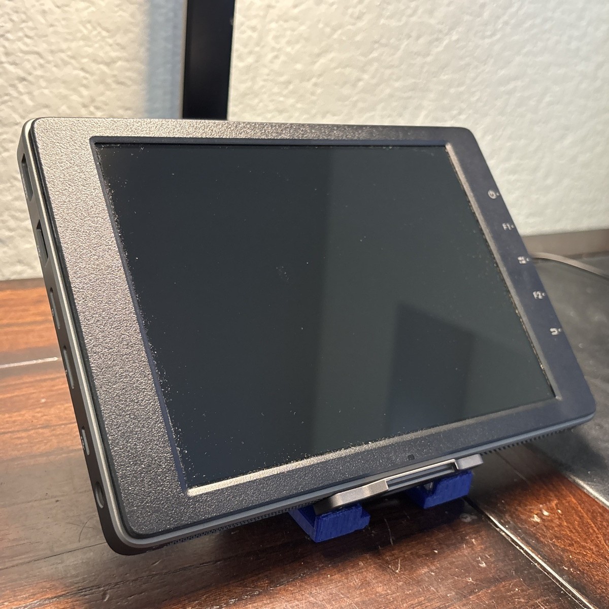 DJI CrystalSky 7.85