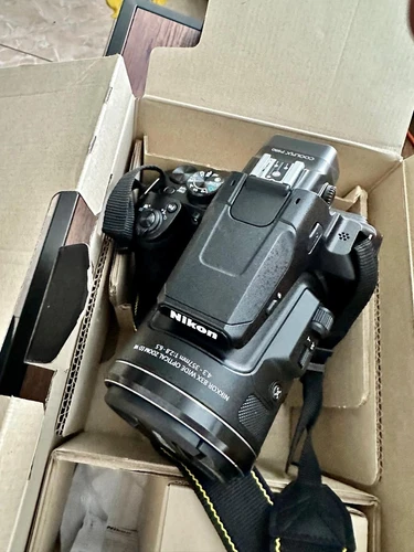 Nikon COOLPIX P950 4K Video 83x Super Telephoto Zoom Digital Camera