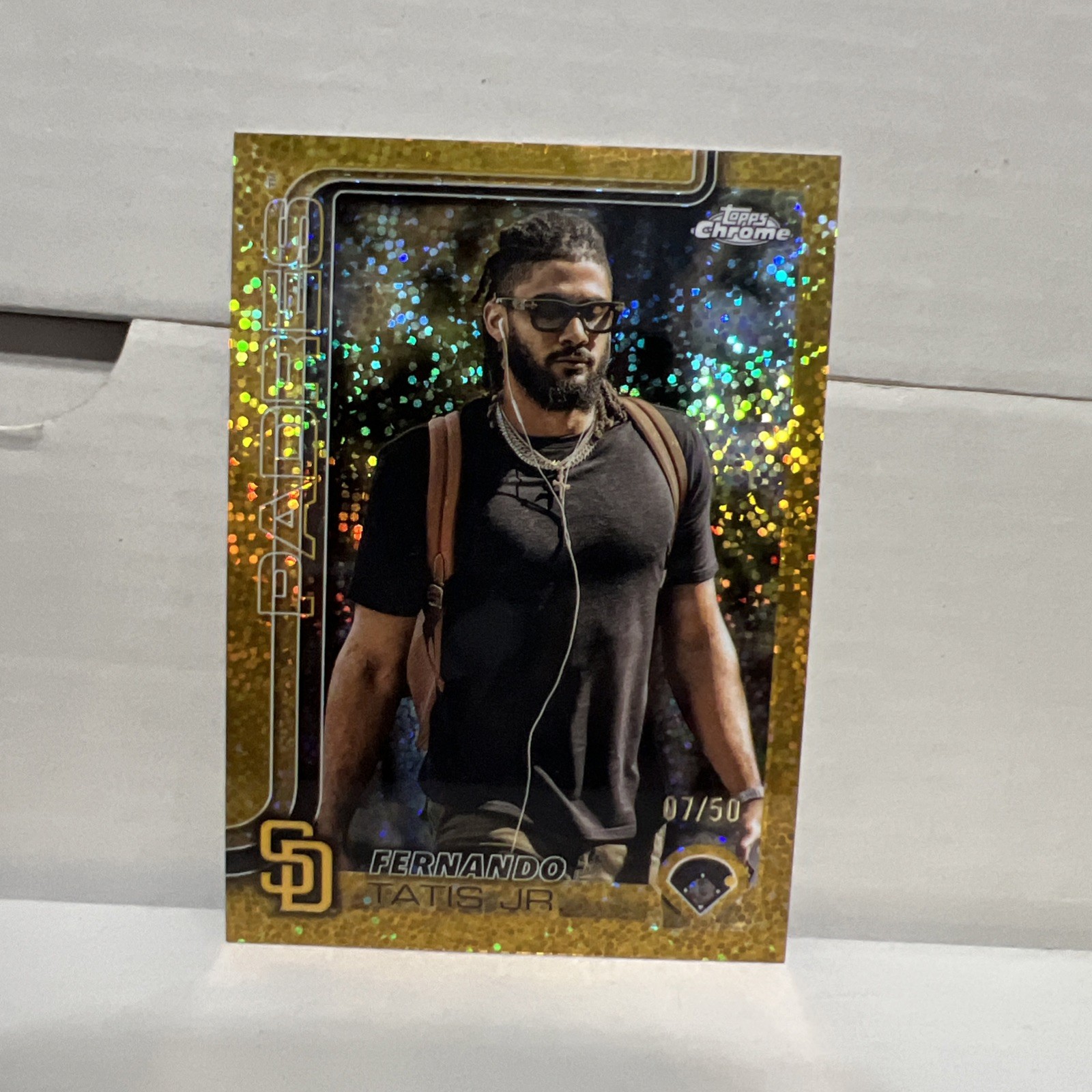 Fernando Tatis Jr. 2025 Topps Chrome #159 Image Variation Gold Speckle /50