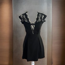 NWT  138 BCBGeneration Black Lace Back V-Neck Pleated Back Zip Mini Dress SZ 0
