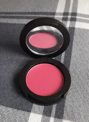 Younique MOODSTRUCK pressed Blusher/ Rouge Farbe: Stunning, neu und unbenutzt