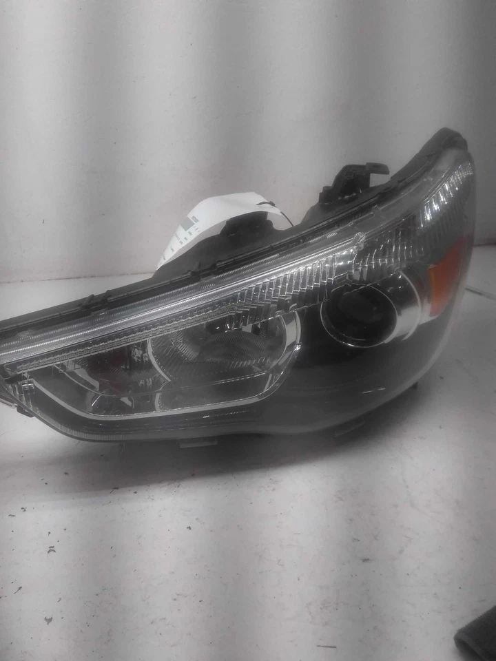 Used Left Headlight Assembly fits: 2016 Mitsubishi Outlander sport halogen Left Foto 2 de 4