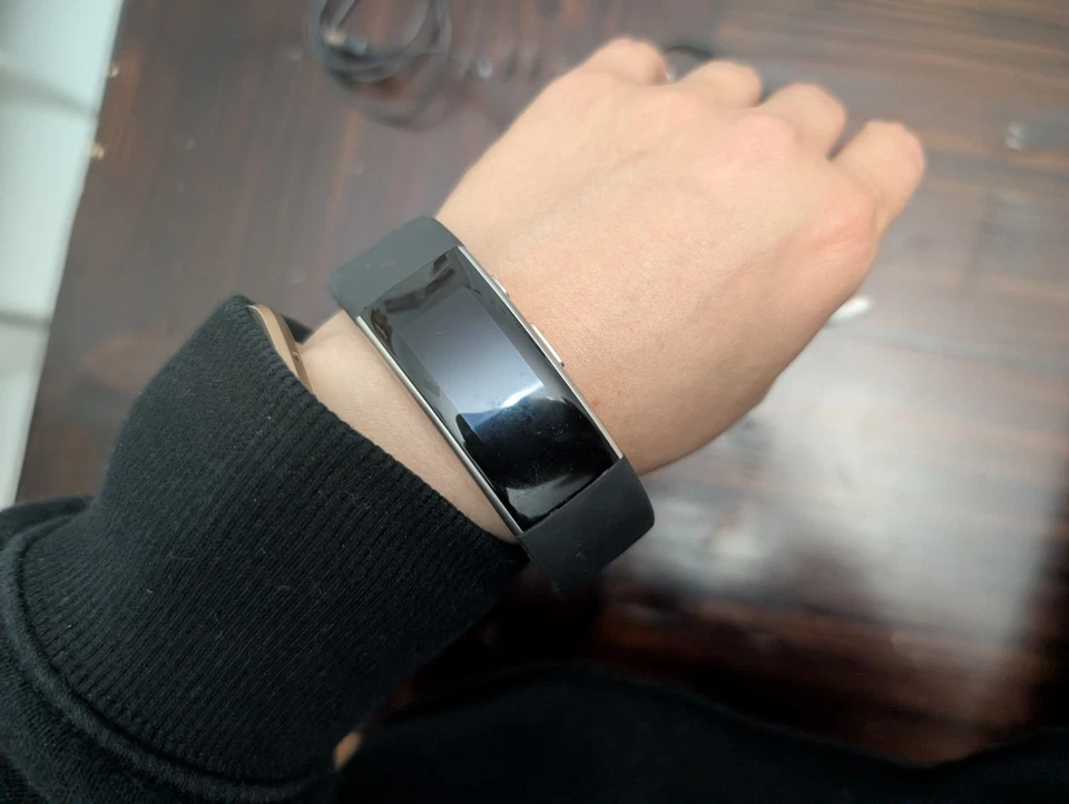 Microsoft Band Fitness Tracker Dispositivo FUNCIONANDO + Cargador Aplicación Descontinuada Raro Foto 4 de 4