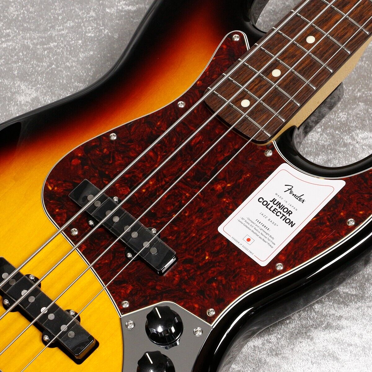Fender Made in Japan Junior Collection Jazz Bass 3-Color Sunburst